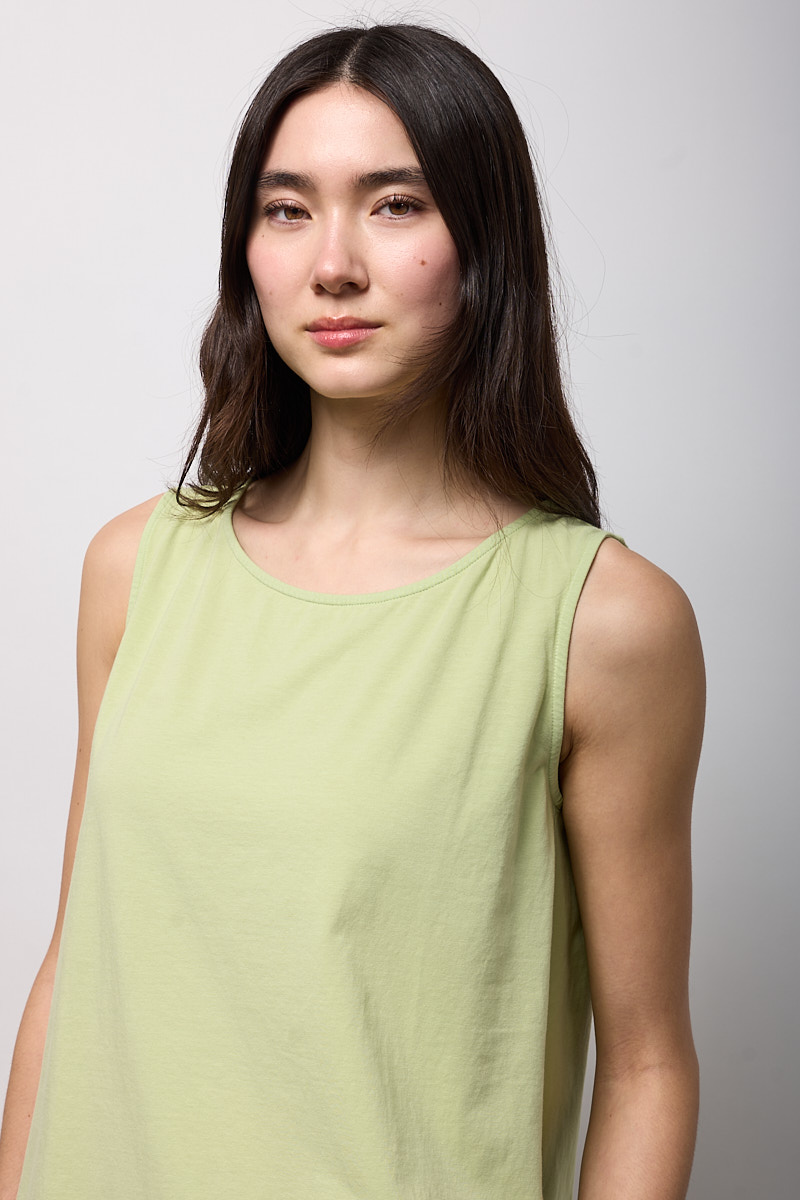 CANOTTA SVASATA CON GIROCOLLO AMPIO