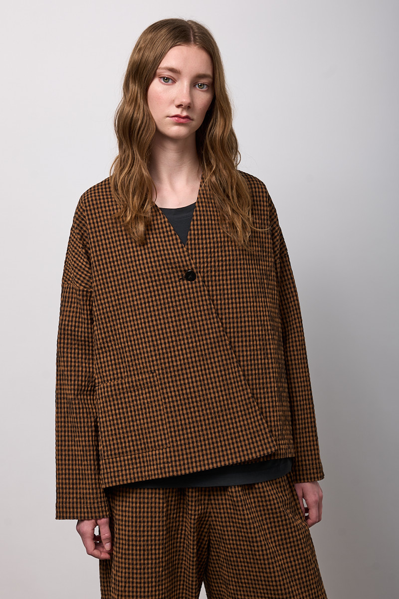 GIACCA ASIMMETRICA CON UNA TASCA