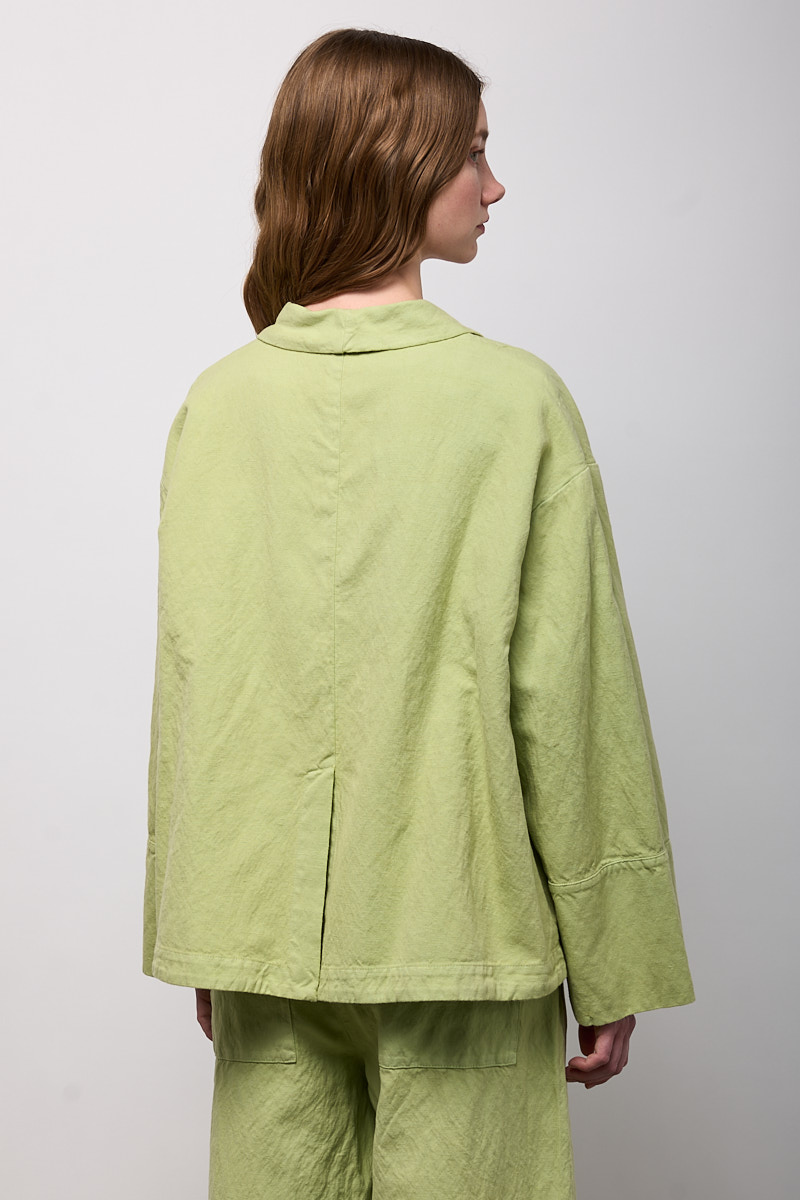 GIACCA CORTA AMPIA CON TASCHE E 2 BOTTONI