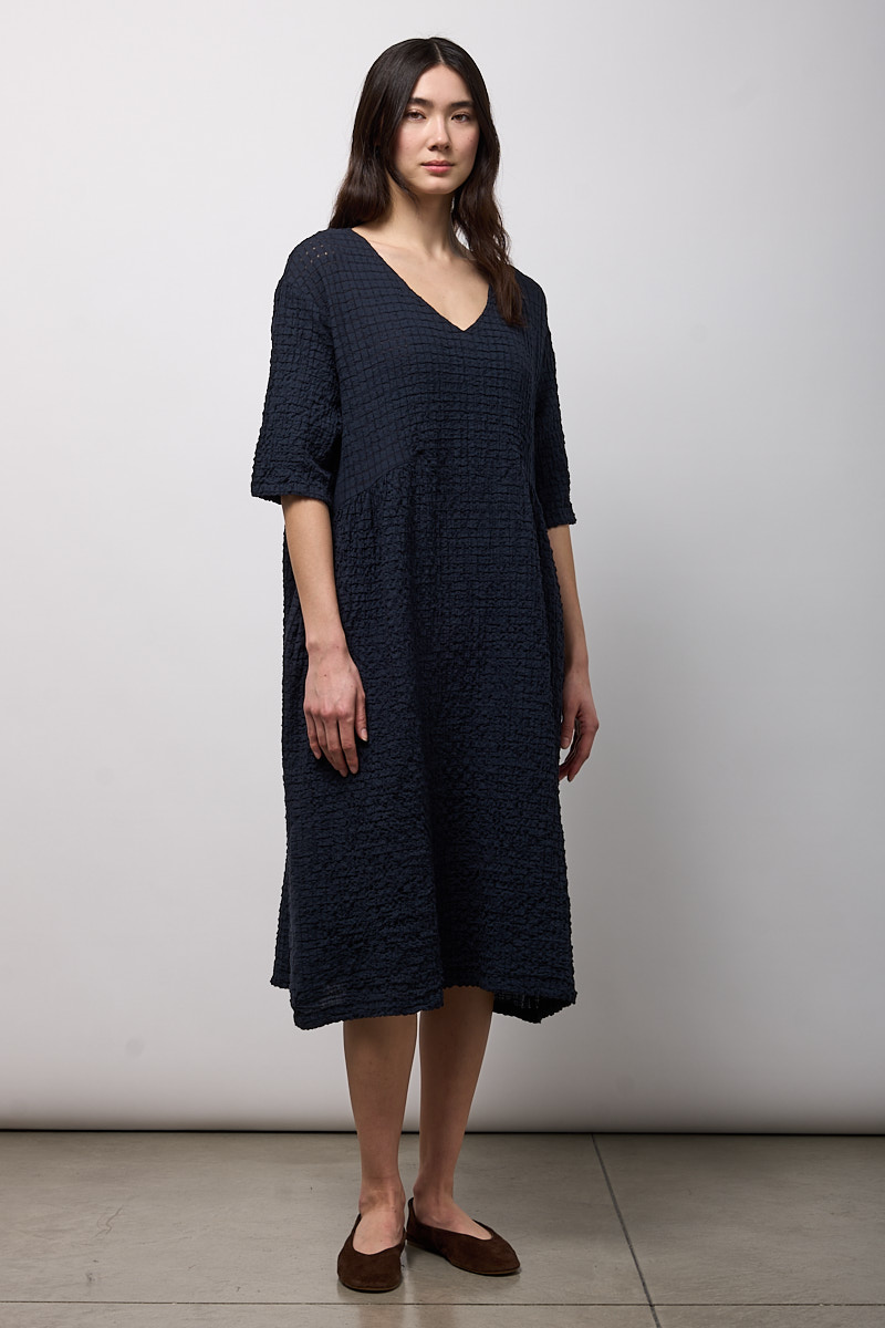 ABITO SCOLLO V SVASATO MEZZA MANICA