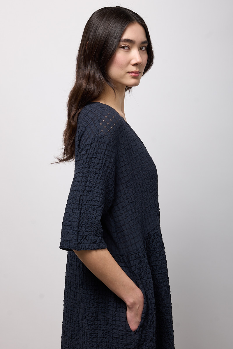 ABITO SCOLLO V SVASATO MEZZA MANICA