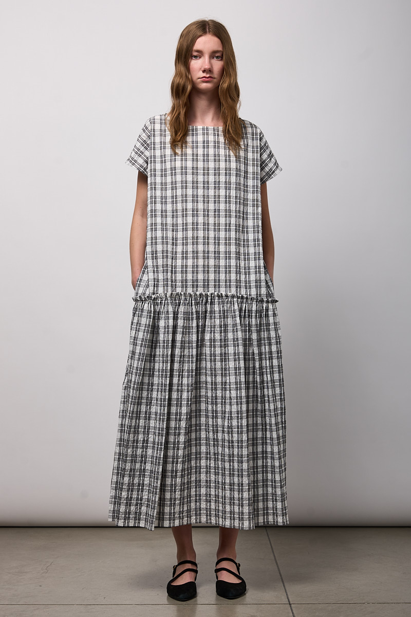 ABITO LUNGO AMPIO ARRICCIO IN VITA