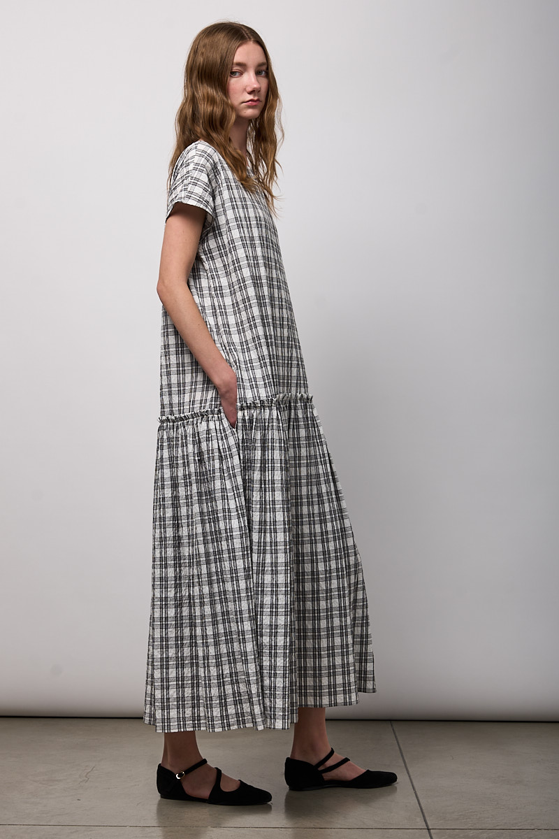 ABITO LUNGO AMPIO ARRICCIO IN VITA