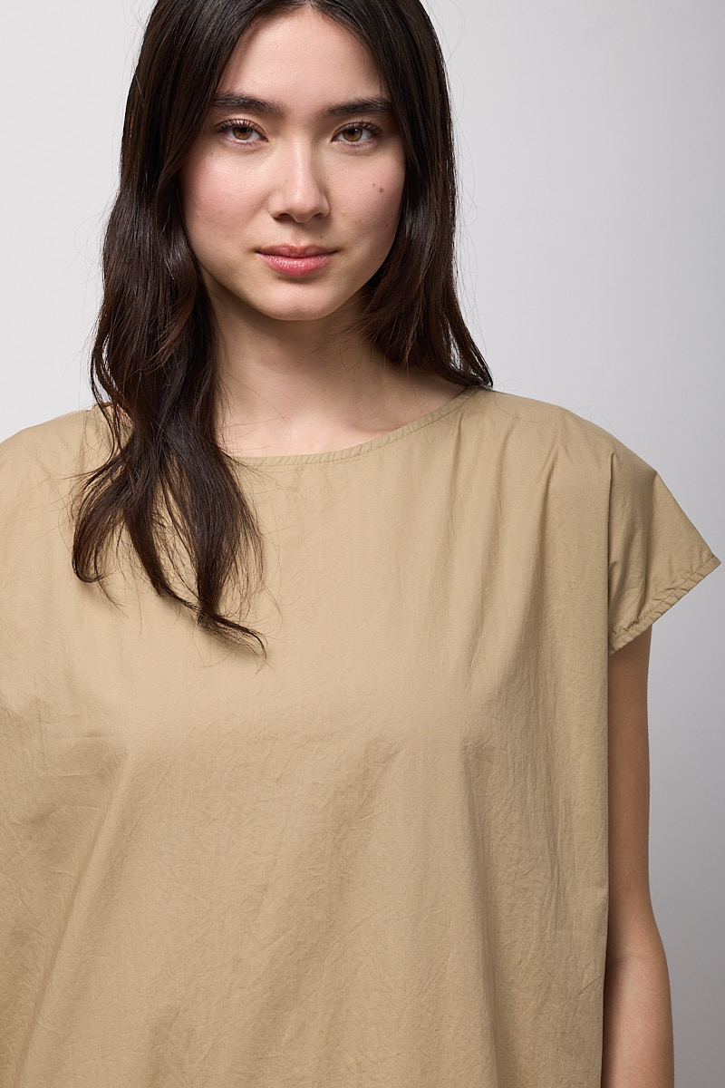 ABITO LUNGO AMPIO ARRICCIO IN VITA