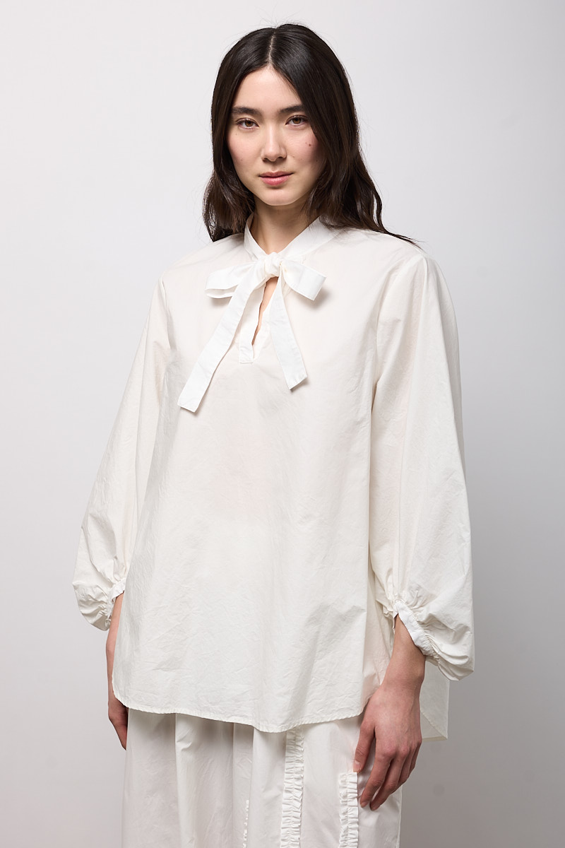 CAMICIA CON FIOCCO AL COLLO