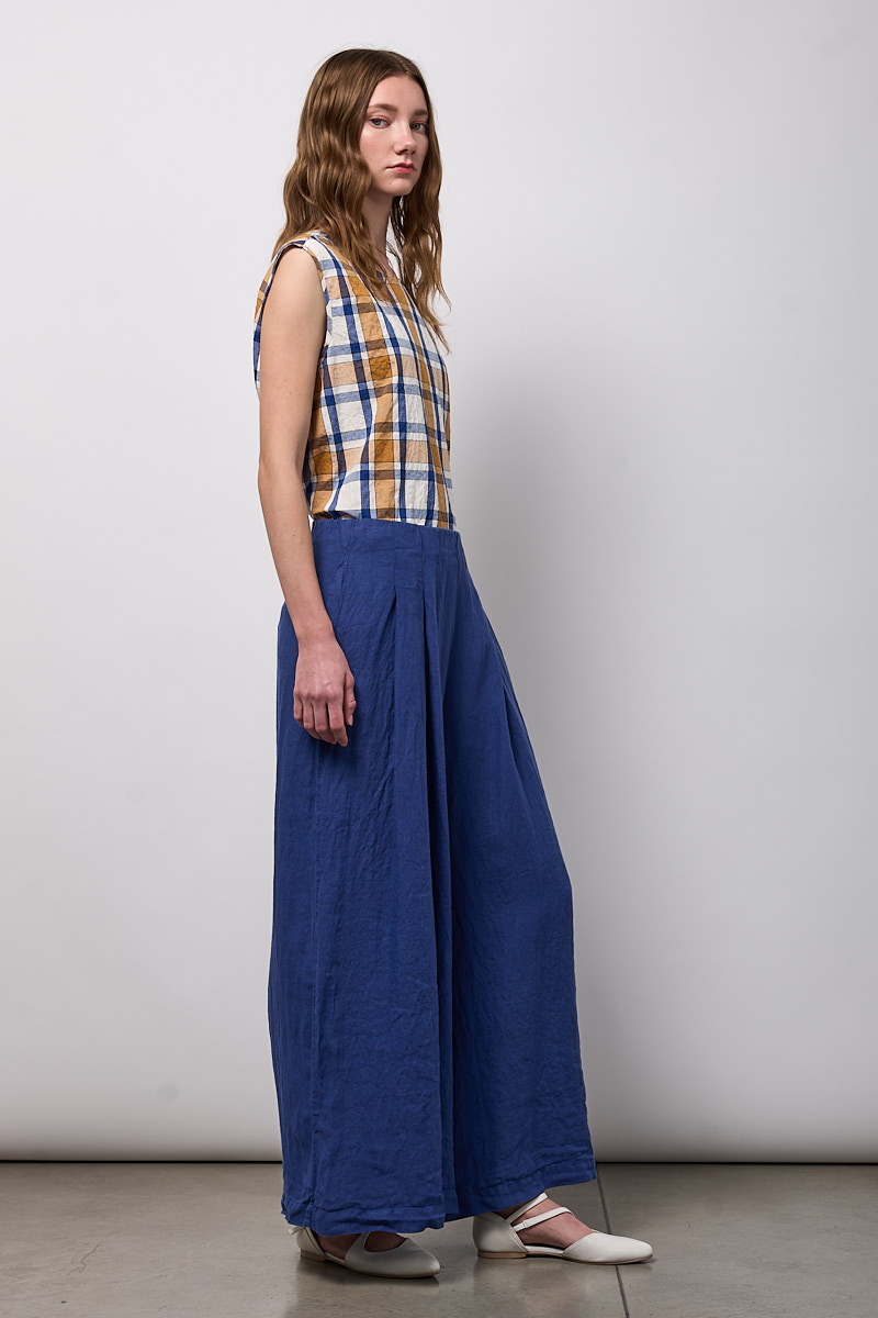 PANTALONE AMPIO CON PIEGHE