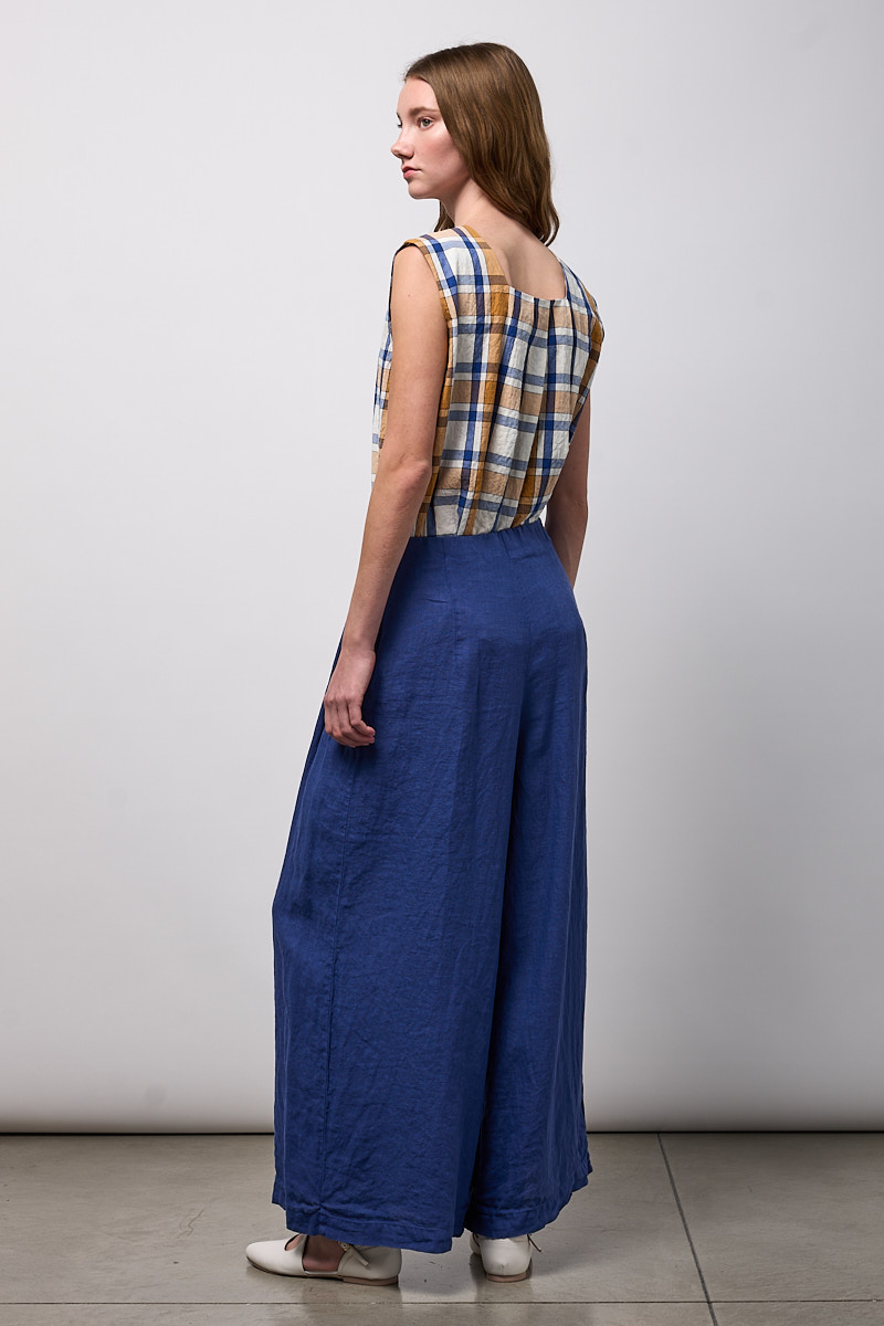 PANTALONE AMPIO CON PIEGHE