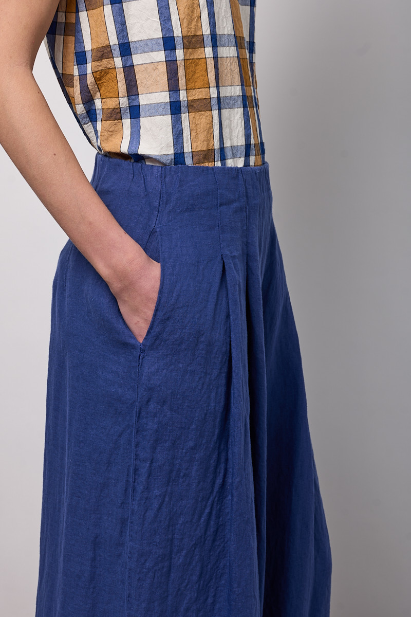 PANTALONE AMPIO CON PIEGHE