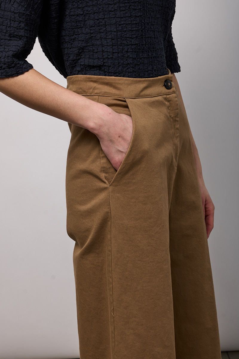 PANTALONE CROP GAMBA AMPIA