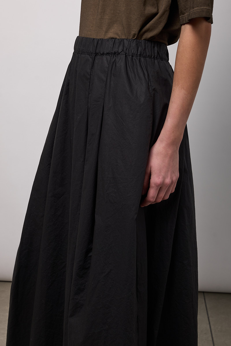 GONNA AMPIA CON ELASTICO IN VITA E PIEGHE