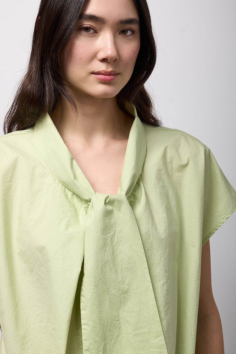 TOP CON COLLO A NASTRO