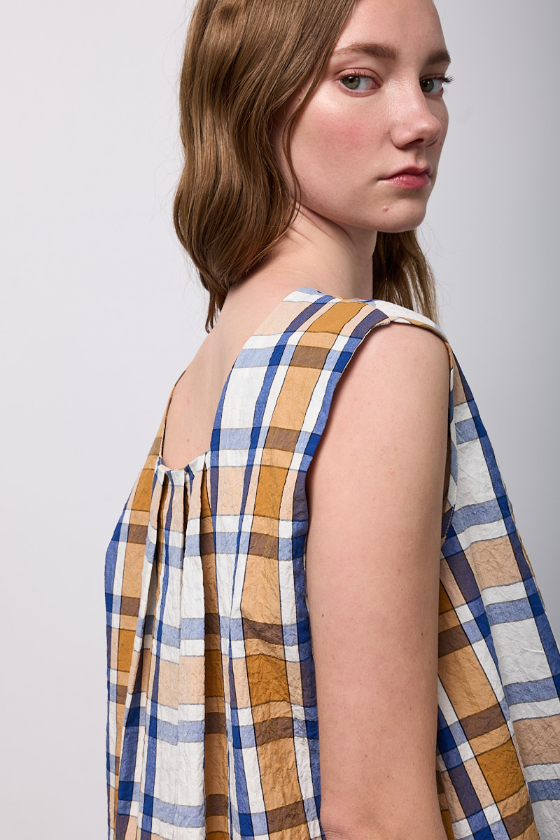 TOP GIROCOLLO PIEGHE DIETRO